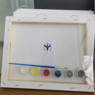 China Portable And Easily Fixed Custom Small Size White Stretched Canvas Cotton Wrapped Canvases For Painting for sale