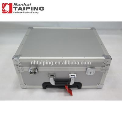 China Aluminum Trolley Aluminum Tool Case with Wheels for Easy Transport for sale