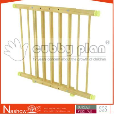 China Easily Assembled Wooden Cubby Plan Safety Adjustable Gate Child And Baby Safety Gate for sale