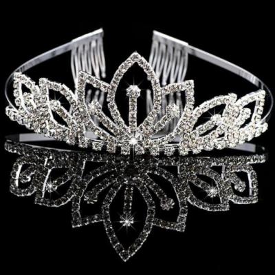 China Handmade Princess Flower Crown Tiaras Rhinestone Crown Bling Diamond Tiaras for Bride Wedding for sale