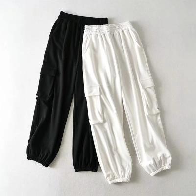 China 2021 New Solid Color Breathable Wholesale Casual Loose Pockets Stacked Sweatpants Women for sale