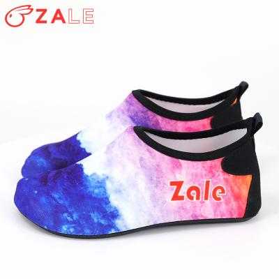 China Cushioning Custom Yoga Shoes Walk On Water Shoes Swim Beach Aqua Wade In China, New Style TPR Wear Beach Pool Shoes for sale