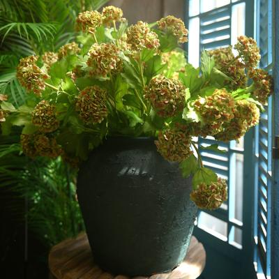 China Fashional Artificial Wood Hydrangea Artificial Flowers Hot Selling Pure Natural Realistic Silk Simulation High Type For Art Outside Hotel Home Decoration for sale