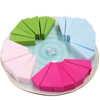 China HZM 1 Pcs Soft Selling Best Selling Small Puffs Free Blue Red Pink Triangular Single Sponge Health Material Latex Cheap Price for sale