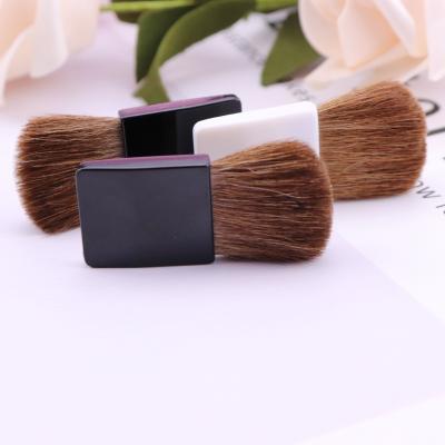 China HZM Beauty Factory Wholesale Cosmetic Tool MIni Size Horse Single Hair Makeup Brush Skin-friendly Brush Skin-friendly for sale