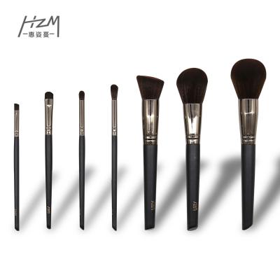 China Makes Apply Makeup 7 Pcs Wooden Color Headed Tail Makeup Brush Set Lovely Makeup Brushes for sale