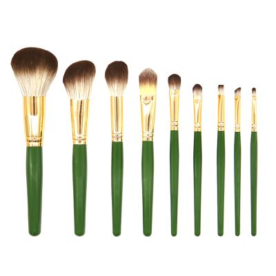 China Makes Apply Makeup 7 Pieces Set Makeup Brush Set Green Eyeshadow Base Liquid Eyeliner Lips Lady Makeup Tools for sale