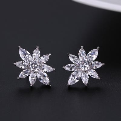 China Simple Jewelry Custom Office/Career Women's Flower Shaped Earrings 3A White Zircon Gemstone Stud Earrings Accessories for sale