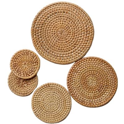 China Bamboo Woven Hard Meal Mat Thermal Insulation Mat Decorative Mat Household Ins Style Japanese Style Hand DIY Sustainable Rattan Coaster for sale