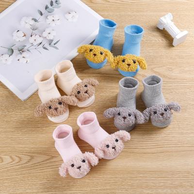 China simfamily antibacterial organic cotton grip anti slip baby sock sock cute boy girl toddler baby infant socks for sale