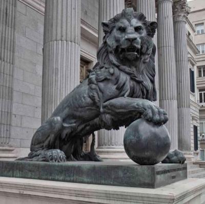 China Europe Lion Statue Bronze Lion Outdoor Statue for Garden for sale