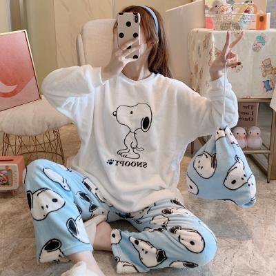 China Thermal 2021 Winter Hot Sale 3pcs Thickened Animals Printing Student Pajamas Long Sleeves Hot Girls Flannel Sleepwear Set for sale