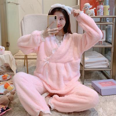 China Korean Thermal Lady Women's Winter Home Women's Lace Nightgown Flannel Pajamas Sleepwear Set Thickened With Hooded for sale