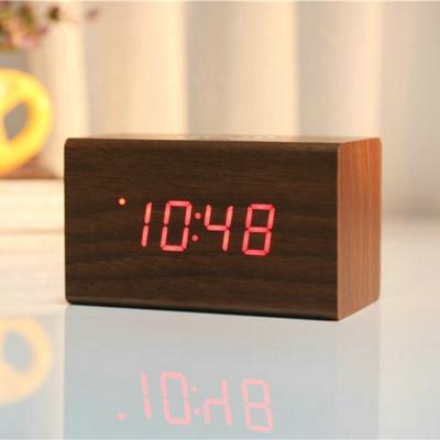 China Class MJ Art Wireless Phone Charger Wooden MDF Alarm Clock Wireless Charging Clock for sale