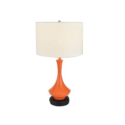 China Lighting Functions CE Certified Modern Guest Room Metal Nightstand Lamp With White Linen Shade For Hotel Decoration for sale