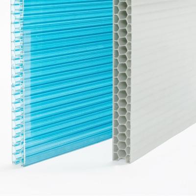 China Farmhouse Design Style Polycarbonate Hollow Sheets Made From Makrolon Bayer Material In Any Color for sale