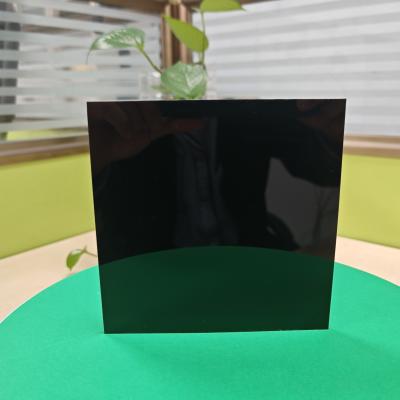 Chine 3 mm de feuille de polycarbonate noir La solution ultime pour la résistance aux chocs et la protection UV à vendre