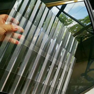 China Plastic Polycarbonate corrugated Sheet for Durable Roofing and Skylights High Impact Resistance and Light Transmission for sale