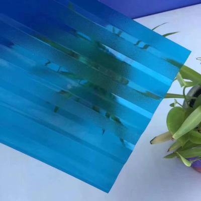 China Impact Resistant and Thermal Insulating Plastic Polycarbonate embossed corrugated Sheet for Construction Applications for sale