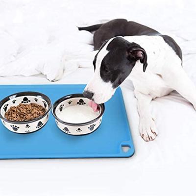 China 2020 Wholesale Customo Logo Waterproof Silicone Non Slip Travel Dog Food Cooling Feeding Mat for sale