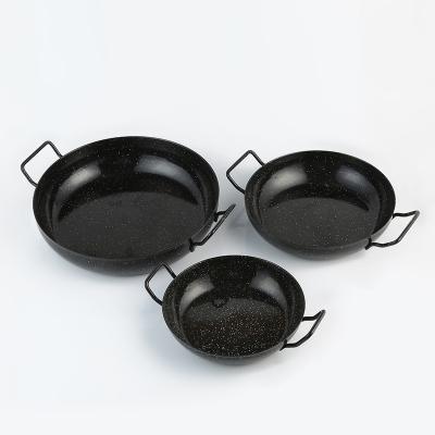 China Durable Black Color Enamel Material Non Stick Pan 20cm/24cm/30cm Enamel Paella Pan With Double Ears for sale