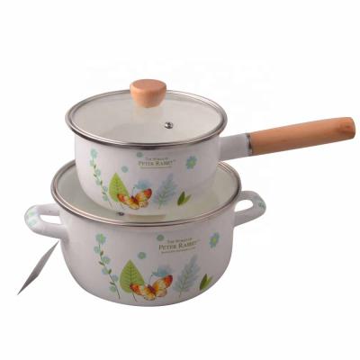 China Wholesale Shape Cookware Enamel White Color Enamel Viable Milk Pot Small Pot With Wooden Handle for sale