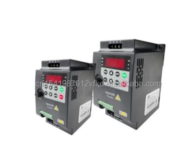 China low cost vfd 380v 4.0kw 3 phase input general 3 phase 11.7*18*9.5 output frequency converter for sale