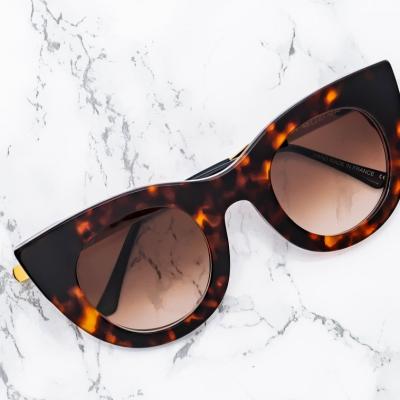 China Fashion Neon Sunglasses Factory Based Sunglasses Mens Sports Sun Glass Chains for sale