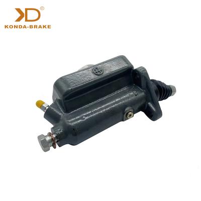 China OEM 1710-1 2438U43-F1 Brake Master Cylinder For Excavator Trucks for sale