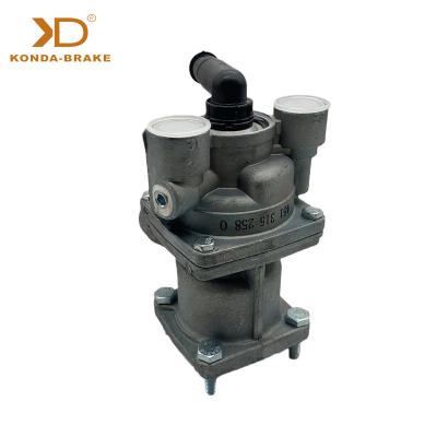 China Truck 4613152580 Brake Master Cylinder Valve for sale