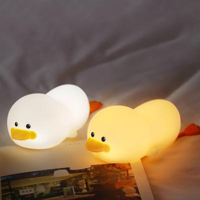 China Hot Sale Novelty Gifts Zero Light Color Changing LED Night Lighting Baby Duck Lamp Animal Silicone Night Squishy Light for sale