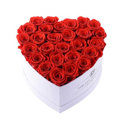 China 100% Natural Wholesale Culinan Sponge Real Rose Flower Heart Shaped Box Preserved Flower for sale