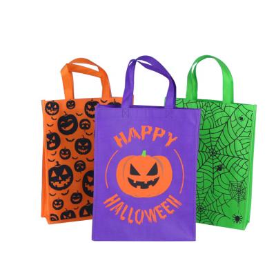 China Recyclable Non Woven Bag Halloween Candy Gift Packing Reusable Non Woven Shopping Bag Custom Printing Logo for sale