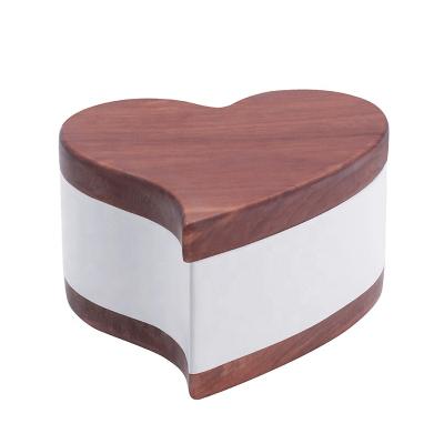 China Wholesale White Wooden Heart Shaped Unfinished Sublimation Sublimation Keepsake Stored Wooden Boxes for sale