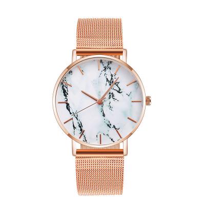 China 2021 new fashion popular quartz watch ladies men's quartz wristwatches custom quartz women for sale