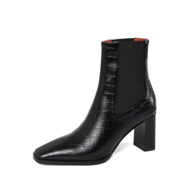 China Waterproof 2021 New Autumn And Winter Wholesale Square Head High Heel Sleeve Fashion Ankle Women's Square Boots Shortly for sale