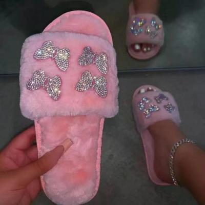 China New Design PU B1091 Wholesale Rhinestone Butterfly Fashion Casual Women Fall Winter Fur Slippers for sale