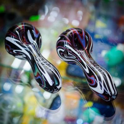 China Blue Streak Painted Colored Mini 3 Inch Tobacco Spoon Pipe For Smoking for sale