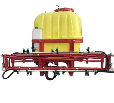 China Reasonable Structure Agricultural Tractor 3 Point Mounted Farmland Power 500L Tank Boom Sprayer for sale