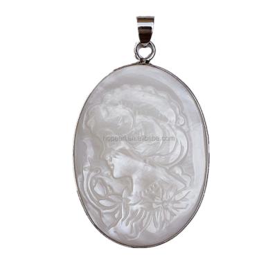 China Vintage Beauty Lady Portrait Engraved Shell Cameo Carved Pendant Freshwater White Shells MOP351 for sale