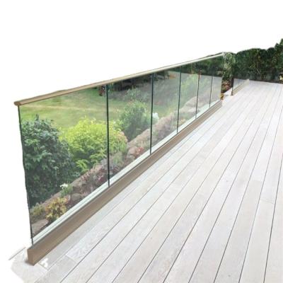 China Modern Sandwich Panels Laminate Tempered Glass Balcony Fence Glass Panels for sale