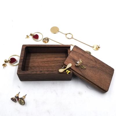 China Solid Wood Necklace Storage Jewelry Gift Box Bracelet Walnut Storage Personalized Wooden Box for sale