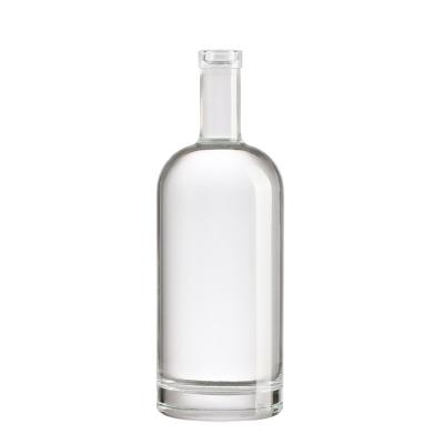 China Beverage glsaa blttle packaging empty juniper glass bottles for wholesale with cork juniper glass bottles for sale