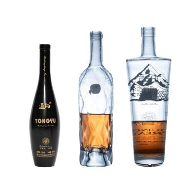 China Beverage factory direct sales fancy personalized vodka bottle for spirit liquor for sale