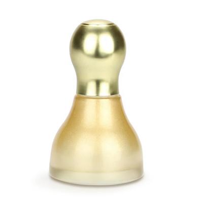 China Source Factory Bowling Ball Type Oil Bottled Gold Cosmetic Triangle Shape 1 Oz Dropper Bottle for sale