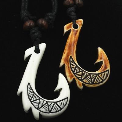 China Wholesale Resin Cut New Zealand Fish Hook Pendant Jewelry Maori Fish Hook Charms Vintage Moana Necklace for sale