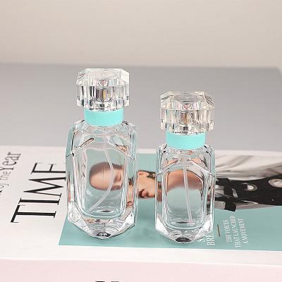 China Wholesale 30ML 50ML Perfume Glass Bottle Cosmetic Clear Empty Square Shaped Spray Crystal Perfume Bottle With Gold Mist Sprayer for sale