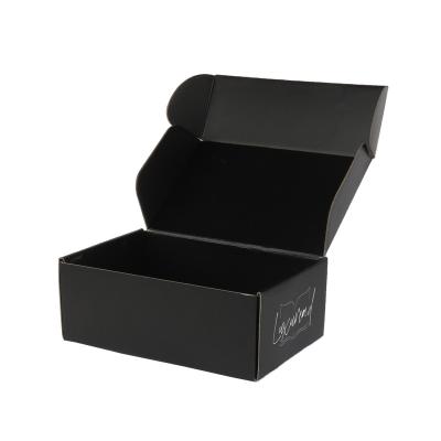 China Matte Finish Corrugated Shipping Box Recyclable Custom Printing Unique Colored Cardboard Paper Box Te koop