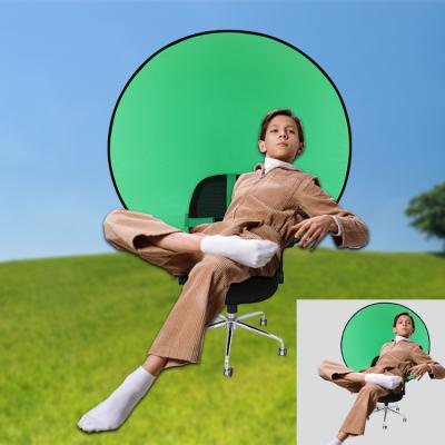 China Automatic Portable Solid Color Suit Screen Chair ChromaKey Green Screen Chair Green Background for sale