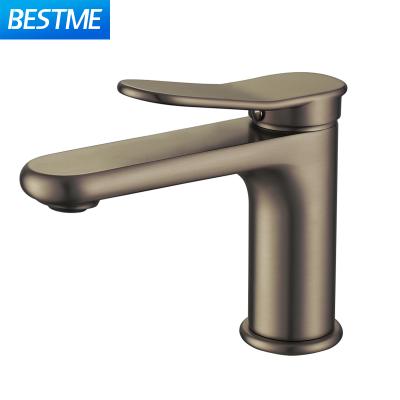 China New Arrival Faucets Bathroom Basin Faucet Vanity Sink Short Nickel Plated Short Water Faucet for sale